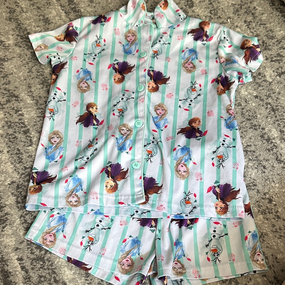 Disney Frozen 2 Matching Pajama Short Set Size Small 5/6 EUC